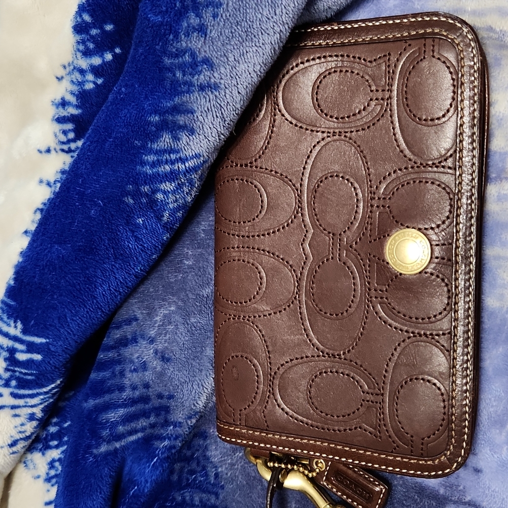 Very rare Hampton signature coach wristlet
